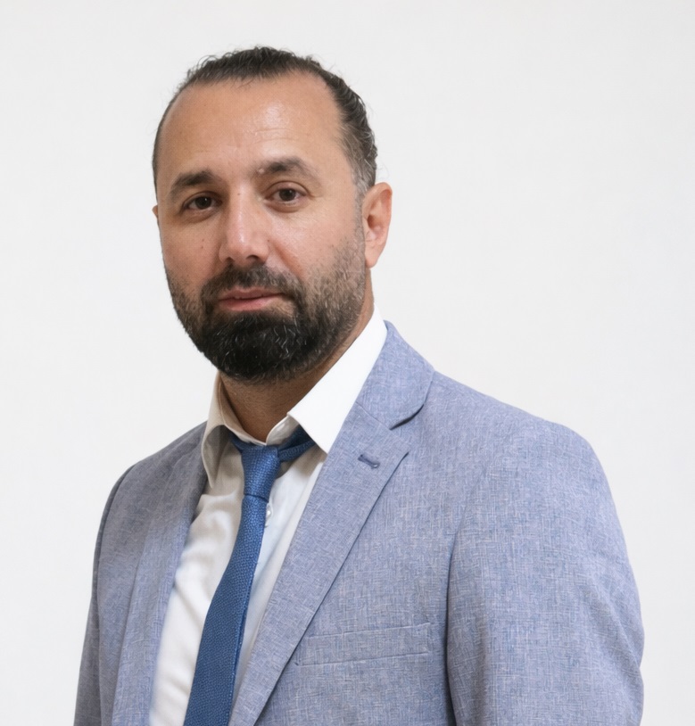 Dr. Öğr. Üyesi Özgür Kalafat
